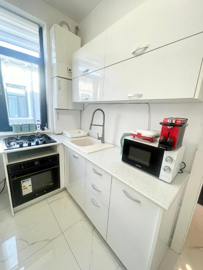 4 City Bucharest Exterior photo